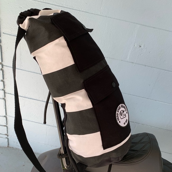 Motorcycle Chopper Sissy Bar Bag - The Jailbird - Picture 4 of 4